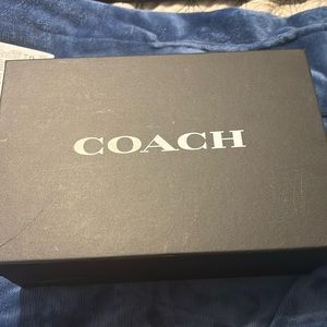 Coach Box (empty)